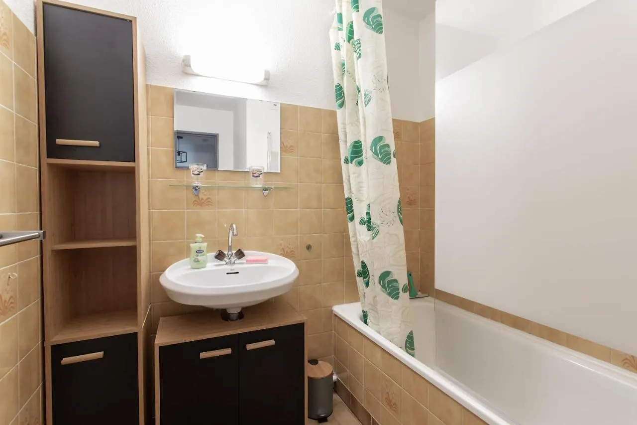 Apartment Les Arolles - Appartement Vue Sur La Montagne Saint-Leger-les-Melezes France